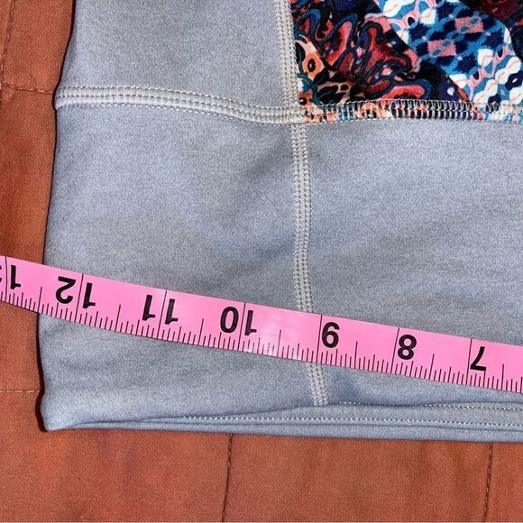 ATHLETA Nomad Saluatation Mesh Capri Size Small - Picture 9 of 11